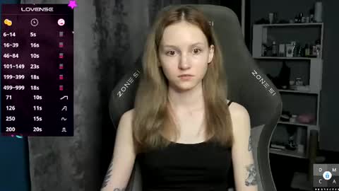 Sam online show from July 25, 5:06 pm