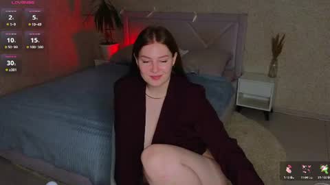 catherine_river online show from August 11, 9:39 pm