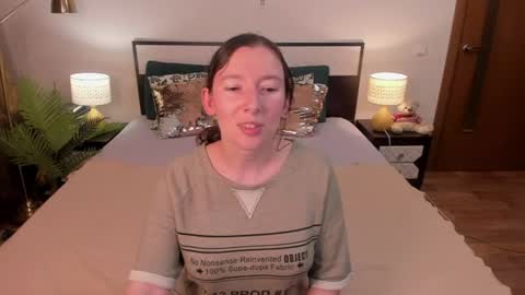 Catrin online show from August 8, 4:23 am
