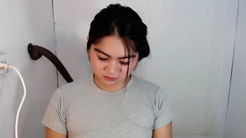 cathy_ho online show from August 15, 9:35 am