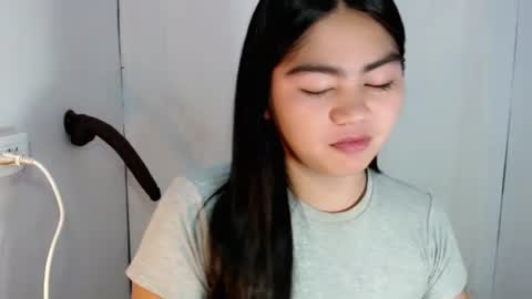 cathy_ho online show from August 16, 1:20 am