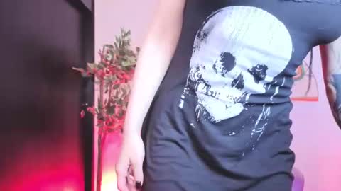 Cati online show from July 24, 9:18 pm