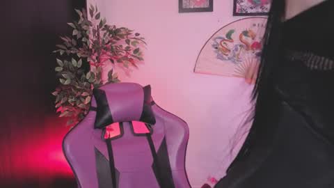 Cati online show from August 4, 3:20 pm