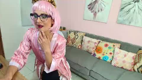 Cati online show from September 1, 3:46 pm