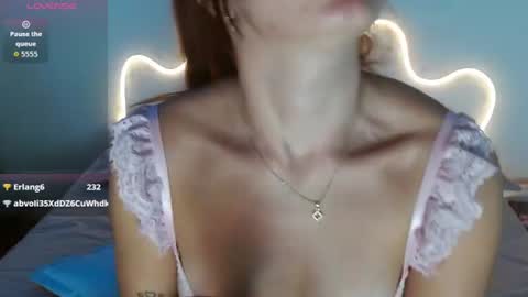 catiegirl online show from August 5, 10:24 am