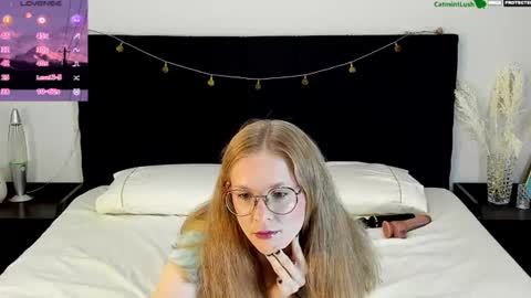 CatmintLush online show from August 9, 1:50 am