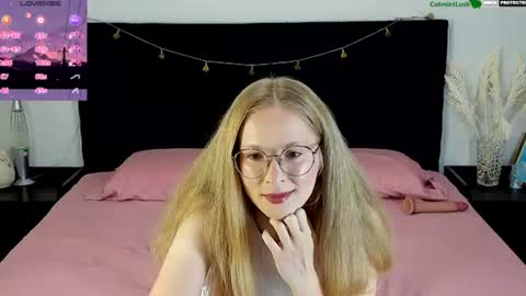 CatmintLush online show from August 11, 11:51 pm