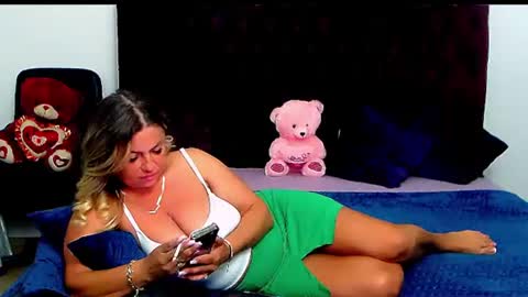 lauren online show from August 4, 9:06 am