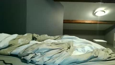 cclovefrench online show from April 17, 10:41 pm