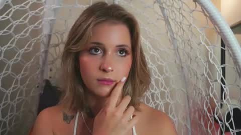 Lina  online show from August 9, 8:43 pm