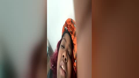 ceeceeluv8285 online show from July 8, 4:49 am