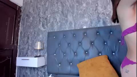 ceeleste_bluee online show from August 1, 1:11 am