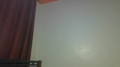 ceepretty25 online show from August 14, 1:42 am