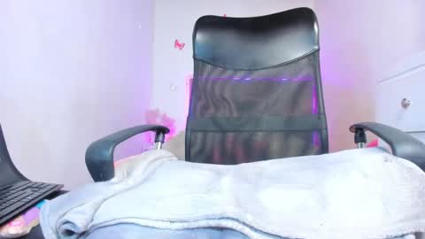 Celeste Sweet online show from August 4, 3:03 am