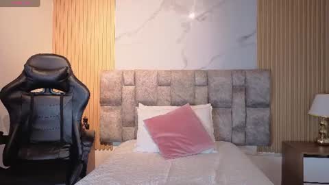 celeste online show from August 9, 4:08 pm