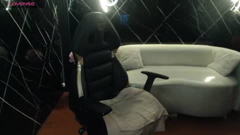 celeste_fioree online show from August 13, 8:45 pm