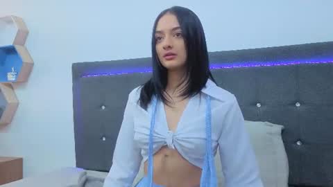 celeste_gil_ online show from August 8, 5:13 pm