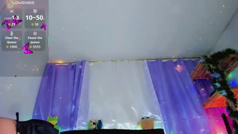 celeste_hot25horny online show from August 7, 8:20 pm