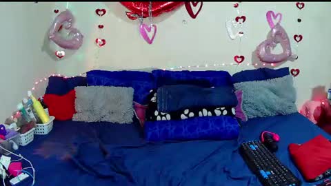 celeste_hotres online show from August 13, 7:00 am