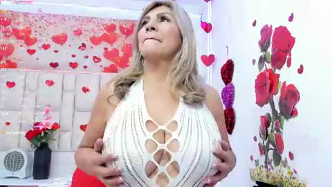 Celeste Lincon online show from August 9, 12:55 am