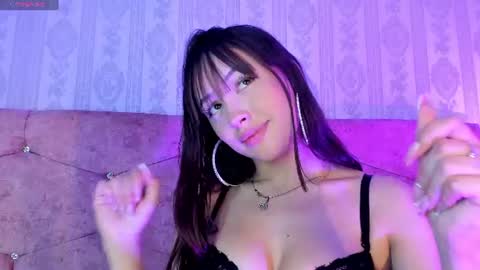 celeste_solis online show from July 1, 9:16 pm