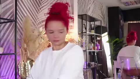CelesteBailey online show from July 31, 7:47 am
