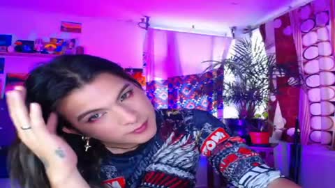 I am Valentinn online show from August 5, 9:24 pm