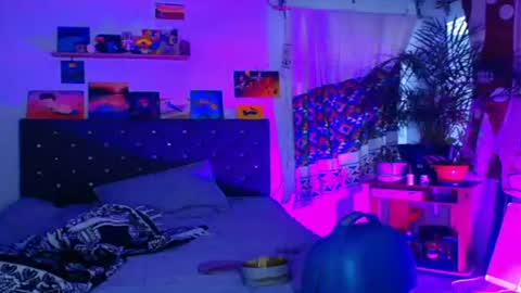 I am Valentinn online show from August 6, 10:53 pm