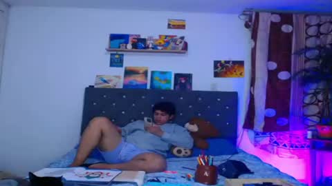 I am Valentinn online show from August 17, 11:10 pm