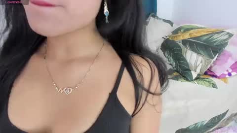 celesteyorucso1 online show from August 6, 6:45 am