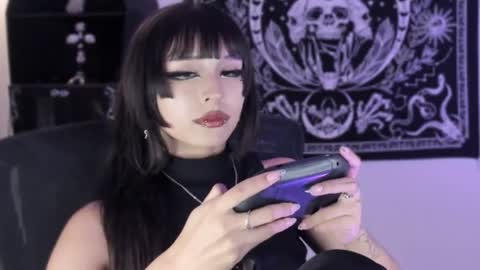   online show from July 9, 2:16 am