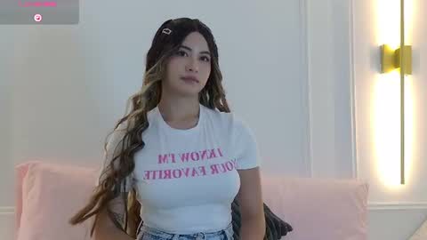celestte_vanegas online show from August 11, 6:10 pm