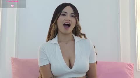 celestte_vanegas online show from August 13, 5:27 pm