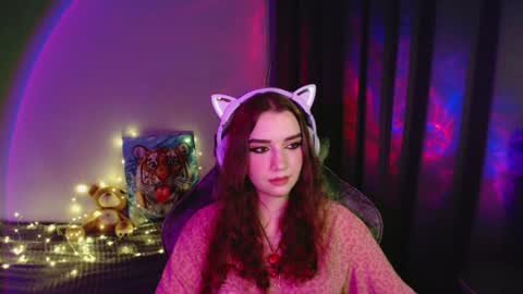 celia_sensual_ online show from July 15, 8:10 pm