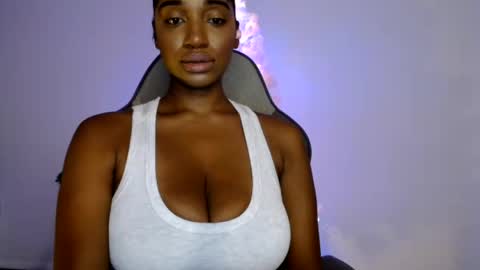 celinecostas online show from July 26, 7:35 am