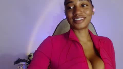 celinecostas online show from August 4, 12:40 am