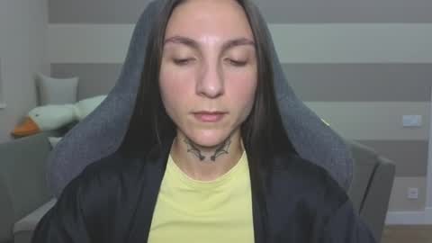 Kate online show from August 4, 7:00 pm