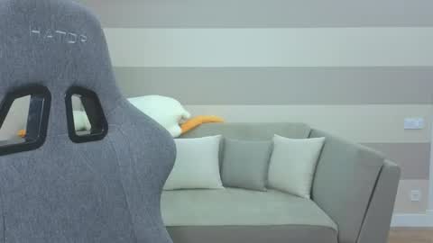 Kate online show from August 14, 7:23 am