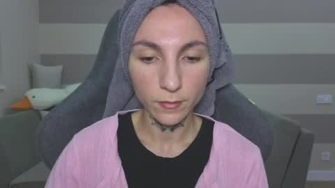 Kate online show from August 15, 7:56 am