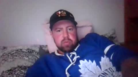 chad25old online show from May 27, 3:52 am
