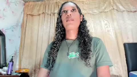 chaira_1x1 online show from August 8, 3:50 am