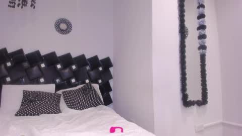 Chalome  online show from March 11, 3:31 pm