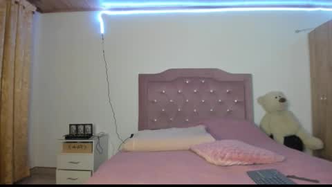 chanel_black2 online show from March 8, 2:08 am