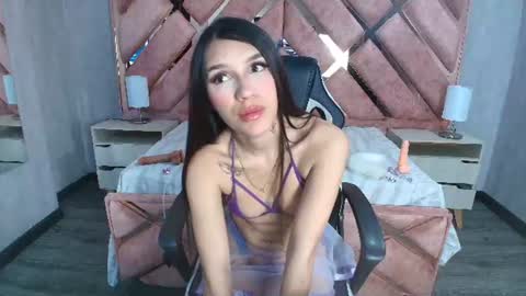 chanell_rousse online show from August 7, 6:24 am