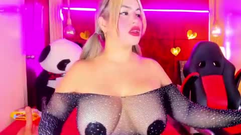 Chanell Brad online show from July 25, 4:55 pm