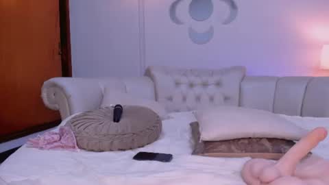 Chanell online show from August 6, 5:45 pm