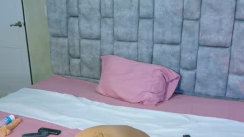 CHANELL SIN online show from June 12, 12:28 am
