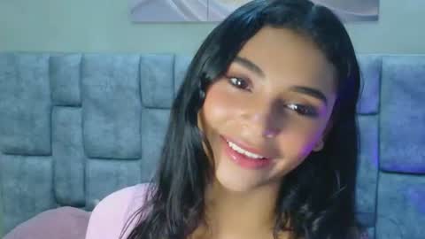CHANELL SIN online show from June 14, 3:47 am