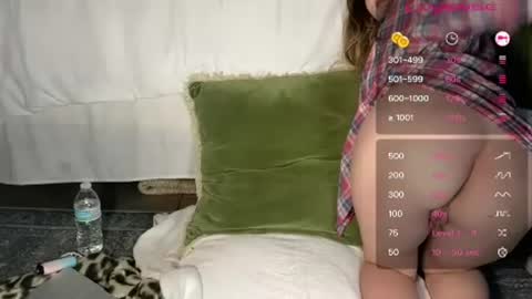 chanelmaxxx online show from June 16, 3:27 am