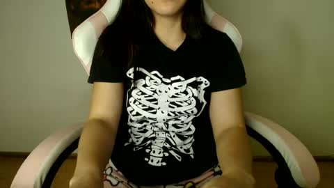 Viviana 3 online show from August 13, 11:30 pm